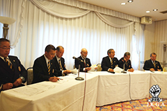 定時理事会・総会、新年懇親会、高段位証書授与式の写真1