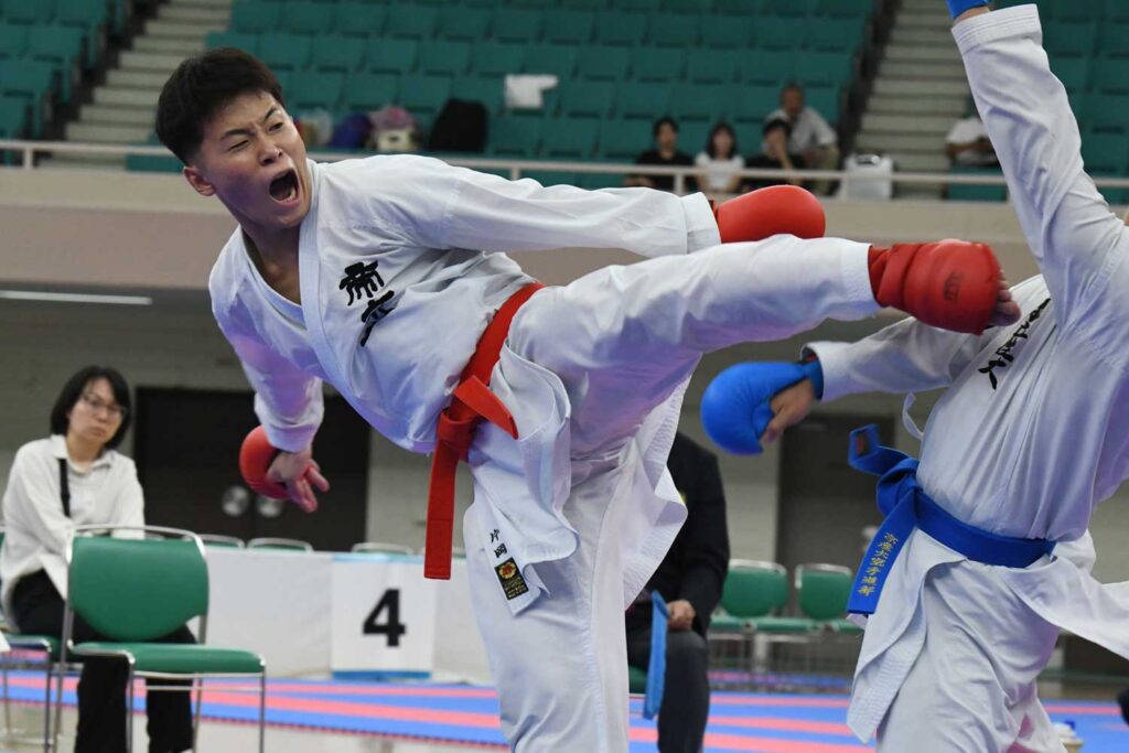 一般男子組手を連覇した片岡大樹選手（帝京大学）